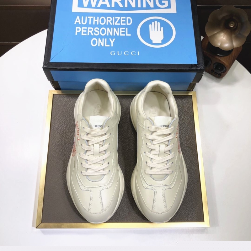 G*u*i casual shoes